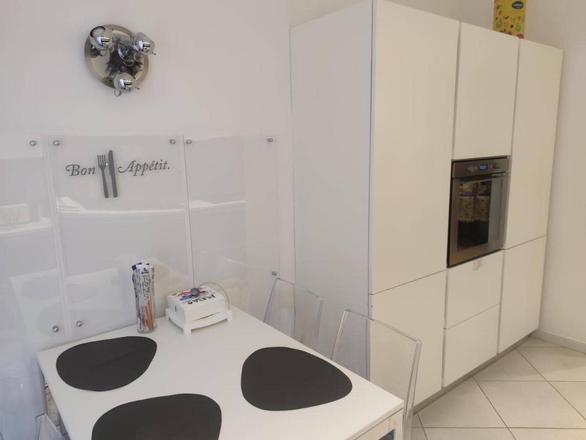 Appartamento Emmerosa, Centro Citta, Parcheggio Werona Zewnętrze zdjęcie